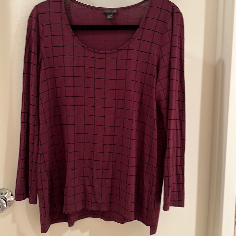 J Jill, part of the wearever collection. Size medium petite.